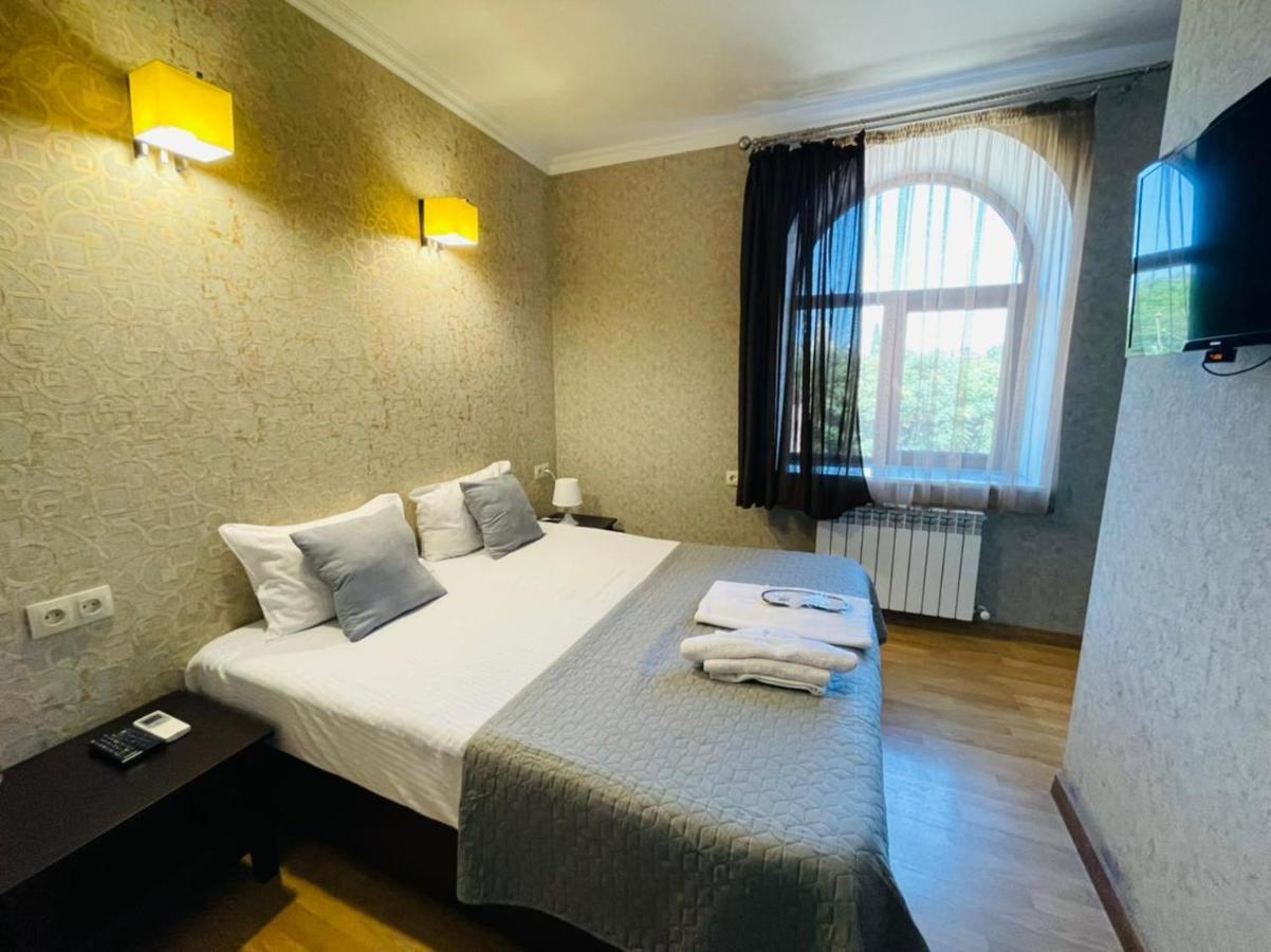 My Cityhotel Tbilisi Esterno foto