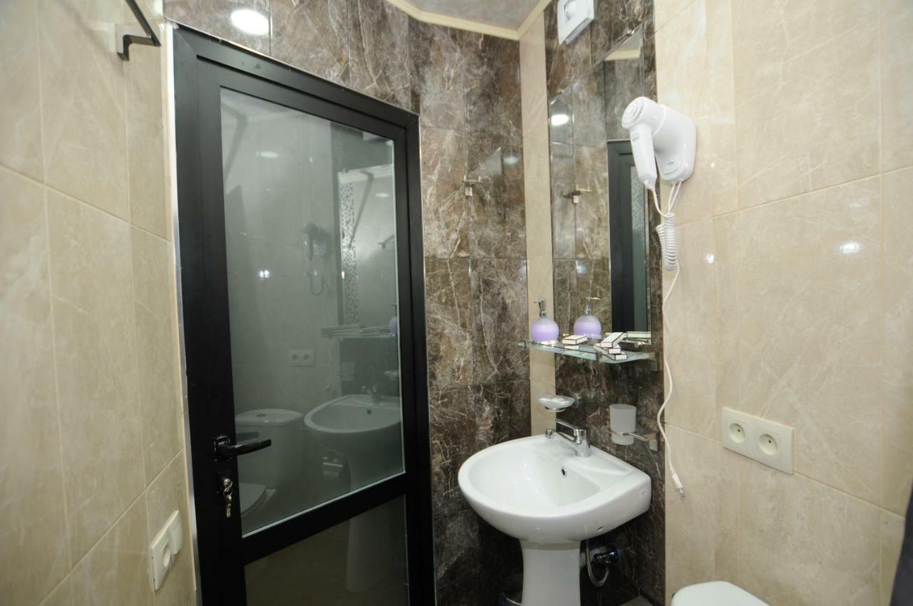 My Cityhotel Tbilisi Esterno foto
